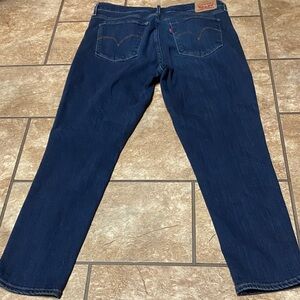 Women’s Levi's Classic Indigo  Straight (8p?) Jeans